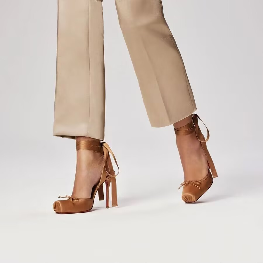 Women Shoes Ysl - รองเท้าส้นสูงแบบสี่เหลี่ยมผ้าซาตินสำหรับผู้หญิง คอลเลคชั่นฤดูร้อนปี 2026 พร้อมสายรัดข้อเท้า รองเท้าส้นสูงแฟชั่นสำหรับงานปาร์ตี้และงานเลี้ยง
