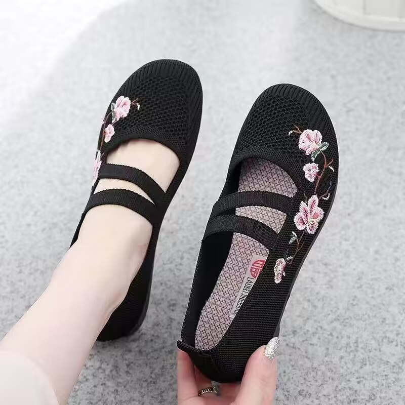 รองเท้าผ้าปักกิ่งโบราณสำหรับผู - Women Shoes Jeans บทวิจารณ์และราคา