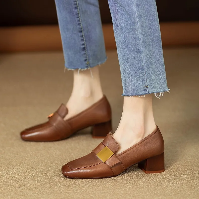 รองเท้าส้นหนาหัวเหลี่ยมสไตล์แม - Women Shoes Jeans บทวิจารณ์และราคา
