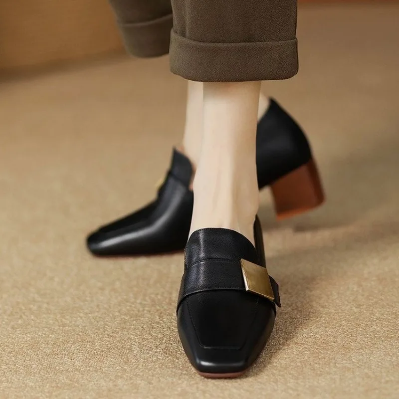 รองเท้าส้นหนาหัวเหลี่ยมสไตล์แม - Women Shoes Jeans บทวิจารณ์และราคา