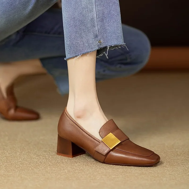 รองเท้าส้นหนาหัวเหลี่ยมสไตล์แม - Women Shoes Jeans บทวิจารณ์และราคา
