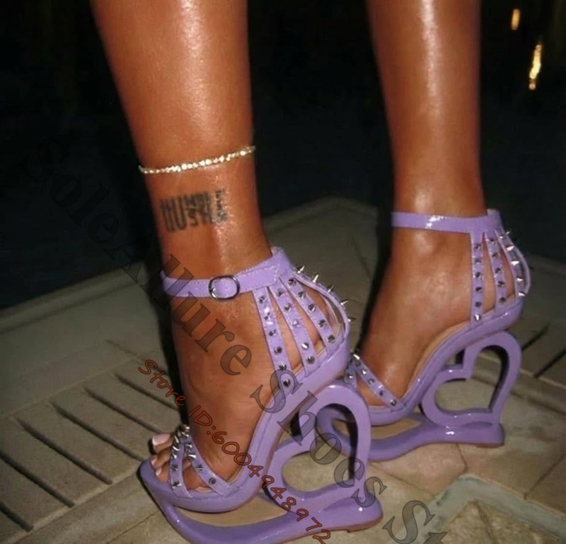 รองเท้าส้นเตารีดแบบรัดข้อเท้าส - Ankle Strap Heels บทวิจารณ์และราคา